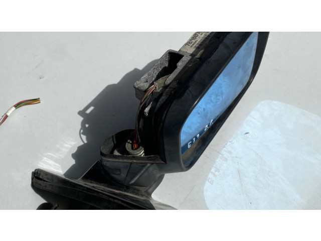 Zpětné zrcátko pravé BMW 5 E39 2001 0117353, 0117352