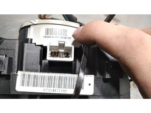 Мултифункционный включатель управления / ручка