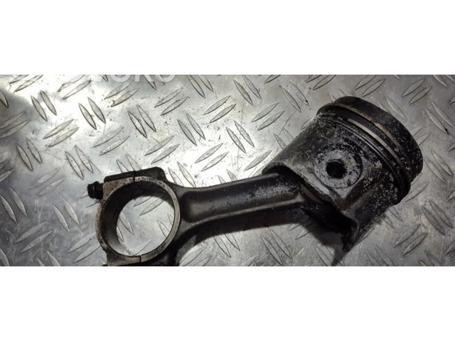 Píst    Seat Inca (6k)  pro naftový motor 1.9  