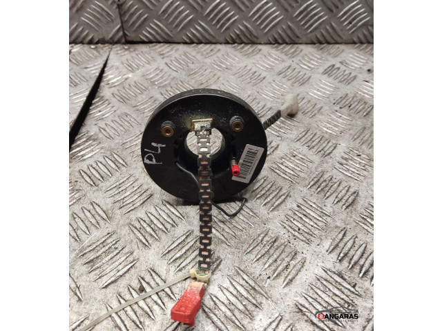 Подрулевой шлейф SRS    Volkswagen PASSAT B4