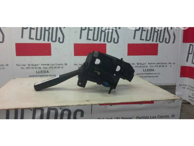 Ручка стеклоочистителей    Volkswagen Caddy