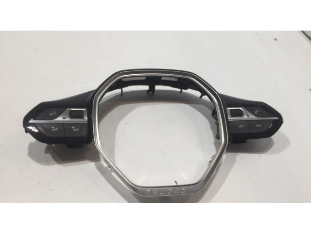 Кнопки рулевого колеса