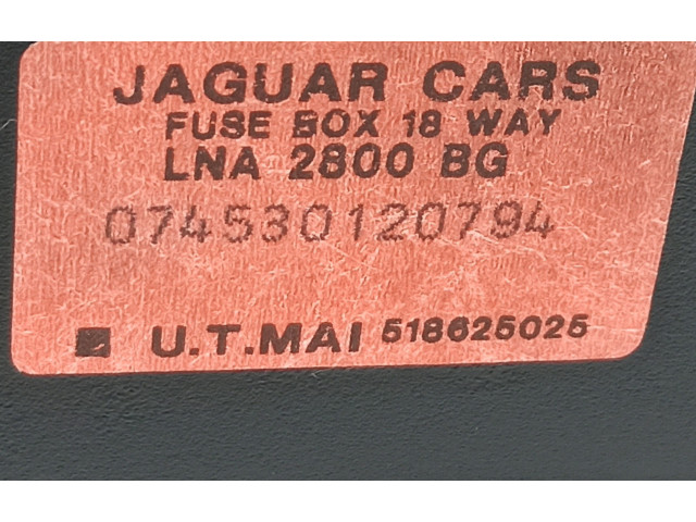 Блок предохранителей LNA2800BG, 074530120794 Jaguar XJ X300