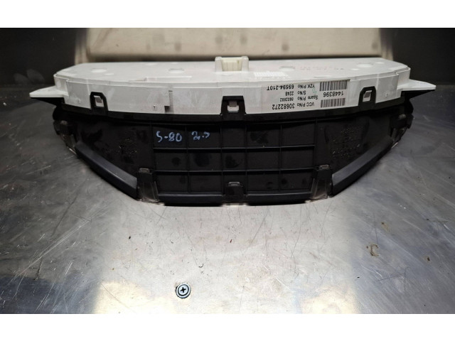 Панель приборов 8675802, 1448396 Volvo S80