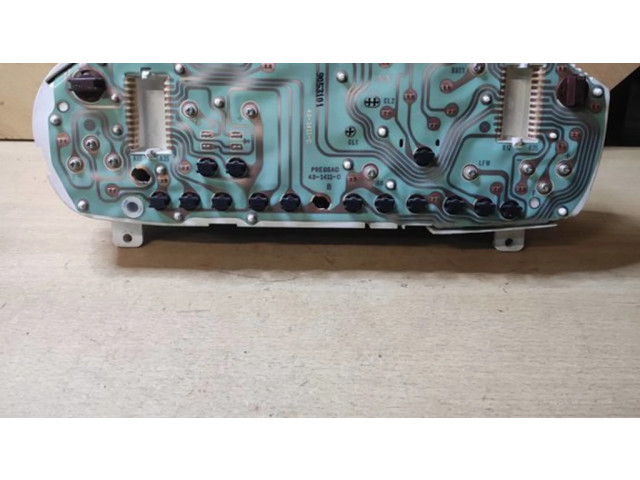 Панель приборов MR381345 Mitsubishi Carisma