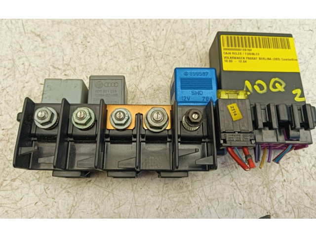 Pojistková skříňka 896083000 Volkswagen PASSAT