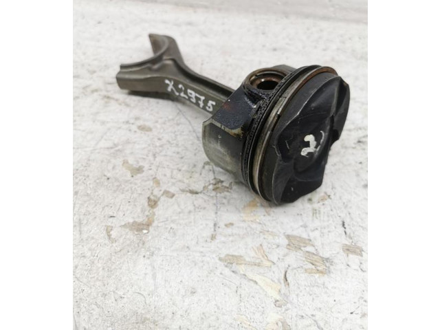  Поршень с шатуном PT204 X2975  Land Rover Range Rover Velar  