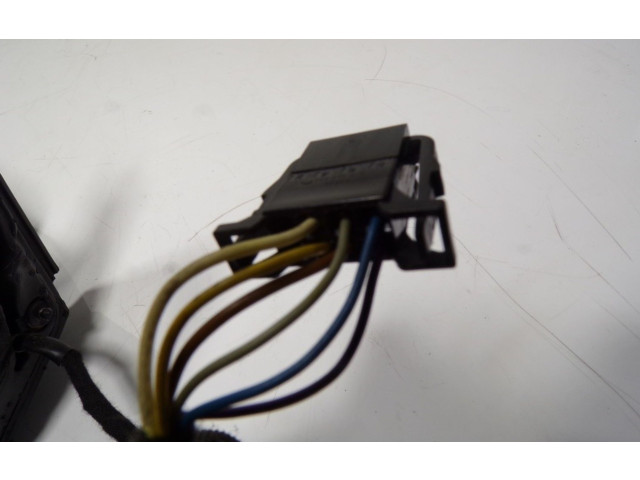 Зеркало электрическое Skoda Rapid (NH) 2012 - 2019 года