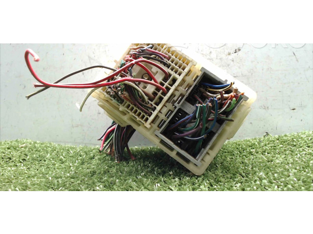 Блок предохранителей 71341560   Jeep Cherokee XJ    