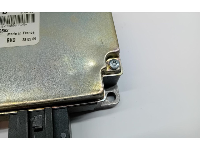 Блок управления двигателя 3D0915181D   Volkswagen Phaeton