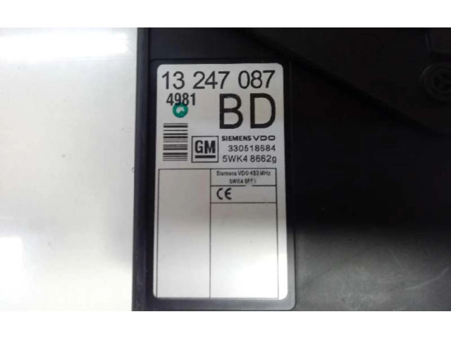 Блок комфорта 13247087 Opel Meriva A