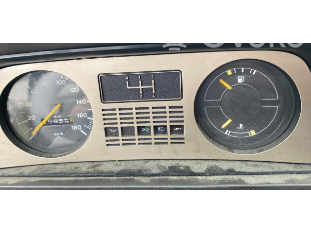 Přístrojová deska Ford Fiesta I 1979