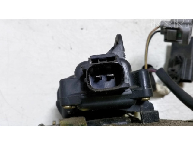 Zámek zadních dveří Chrysler Pacifica 2004