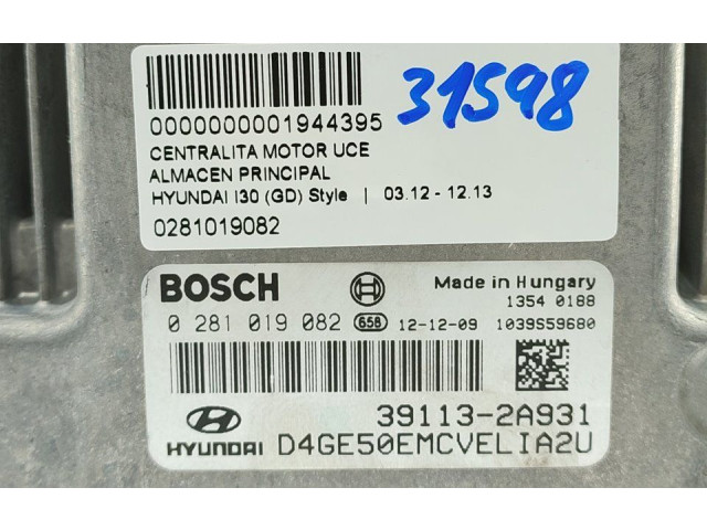 Блок управления двигателя 0281019082   Hyundai i30
