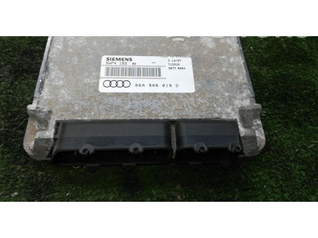 Блок управления двигателя 06A906019D   Audi A3 S3 8L