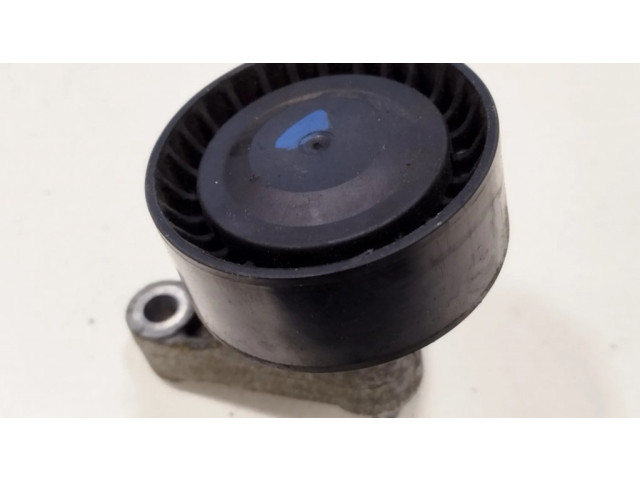 Крепление опоры для ремня генератора