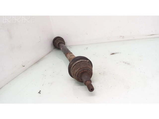 Передняя полуось