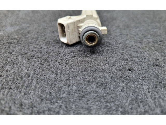 Vstřikovač 077133551Q, 0280155988 Audi A8 S8 D2 4D