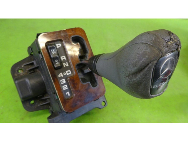 Механизм переключения передач (кулиса) (в салоне)