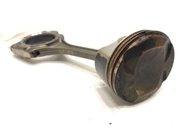 Píst FM15A Toyota Yaris