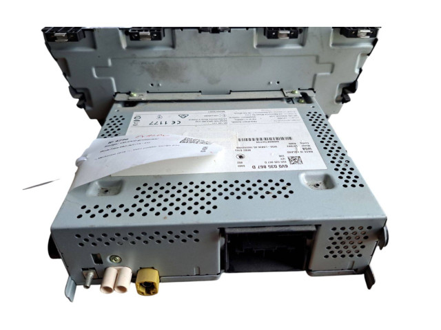 Радио/ проигрыватель CD/DVD / навигация 6V0035867D    Skoda Fabia Mk3 (NJ)