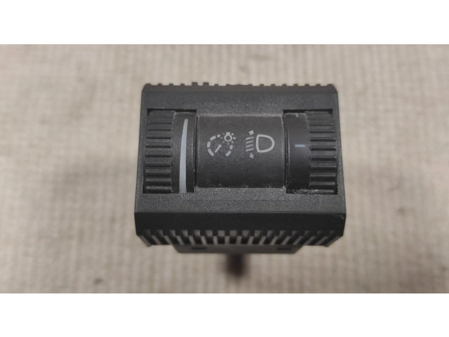 Включатель регулировки высоты фонарей