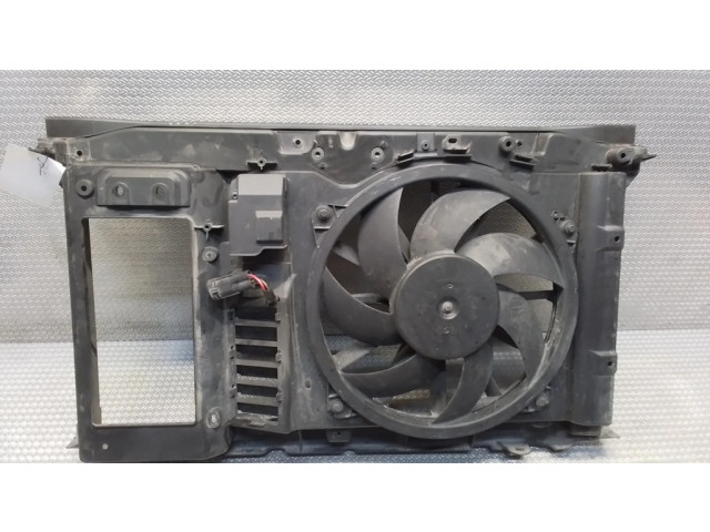 Вентилятор радиатора 968272048 Citroen Berlingo 1.6