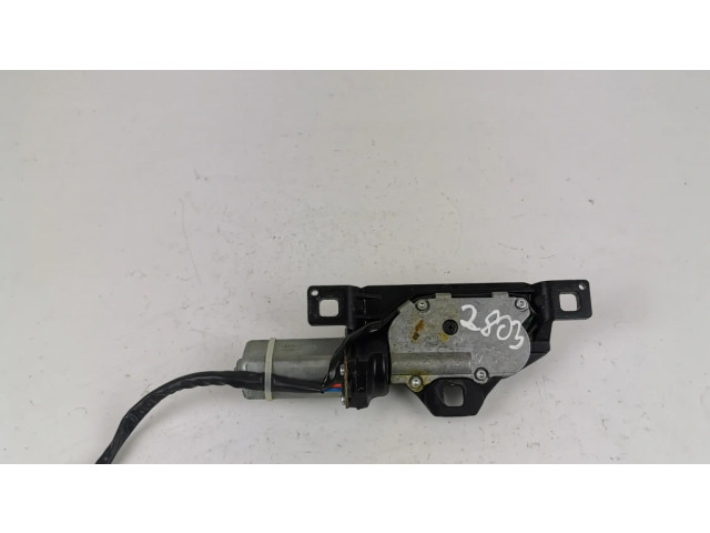 Притягиватель задней крышки