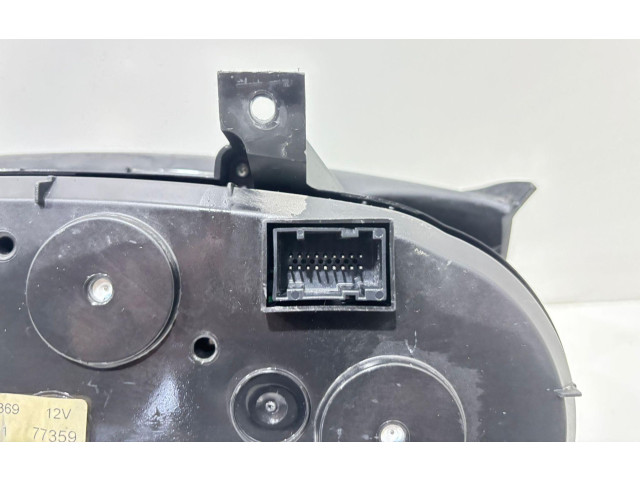 Přístrojová deska Fiat Punto Evo 2010 Y50001, 555003060401