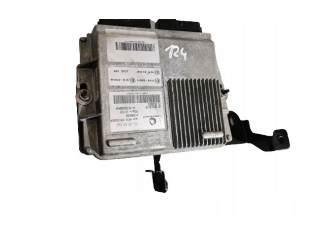 Комплект блоков управления 616000589 Dacia Duster