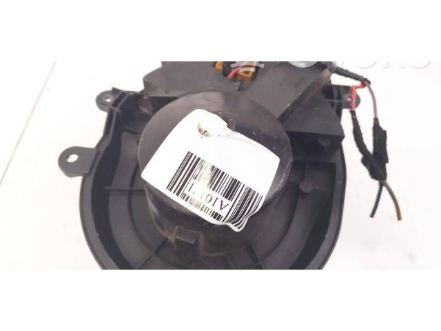 Вентилятор печки 8D1820021, 740221233F Skoda Superb B5 (3U)