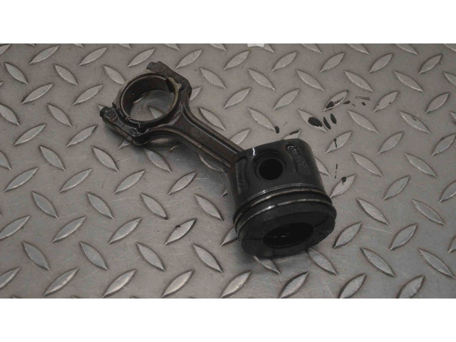 Píst 2239 Fiat Punto (199) 199 B4.000