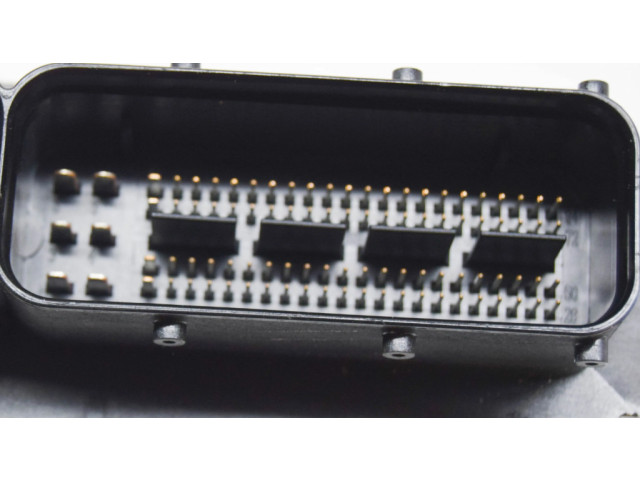 Блок управления двигателя 0261S09528, 04L907309AE   Volkswagen Scirocco