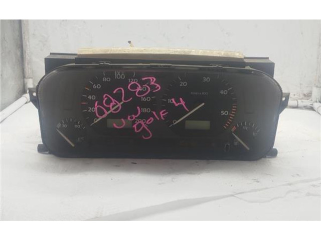 Панель приборов 87001262, 87001262 Volkswagen Golf III