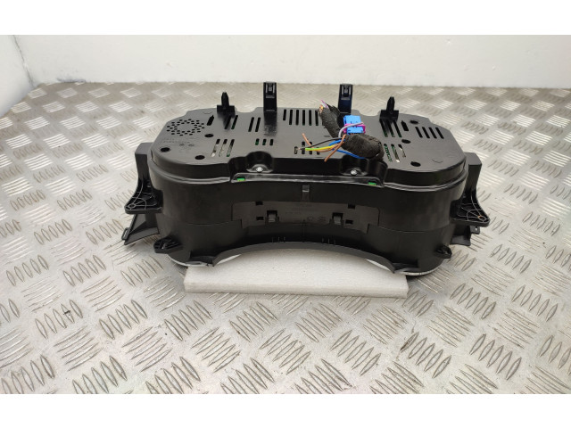 Панель приборов 3T1920841E   Skoda Superb B6 (3T)       