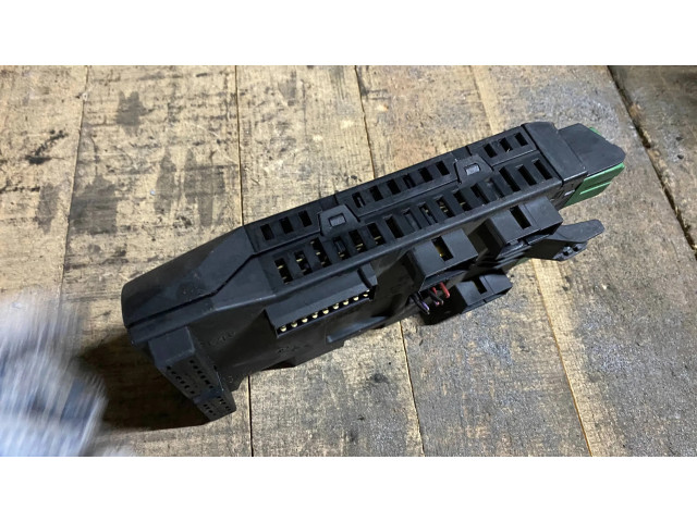   Pojistková skříňka a0005400650, 0005400650   Mercedes-Benz Vito Viano W638 1996