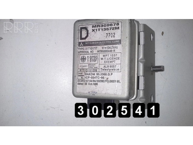 Блок управления двигателя mk322045 Mitsubishi Pajero