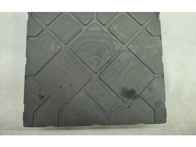 Блок комфорта 5Q0937084Q Skoda Octavia Mk3 (5E)