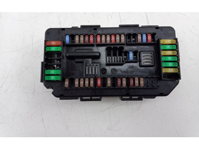 Pojistková skříňka 9389068, 9389068 BMW 1 F20 F21 2016