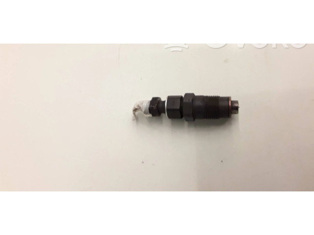 Vstřikovač    Mitsubishi Pajero     