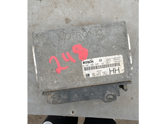 Блок управления двигателя 12654137, 12643636   Opel Astra J