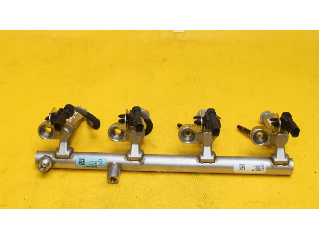 Топливная рампа    Volvo S90, V90  