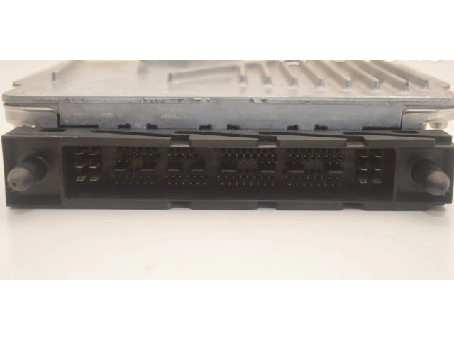 Блок управления двигателя MB079700-9540, 30684877   Volvo XC70