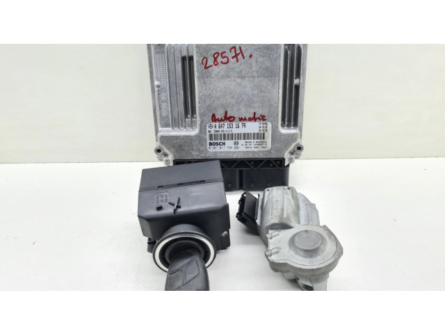 Řídící jednotka A6471531679, 0281011794   Mercedes-Benz E W211 2004