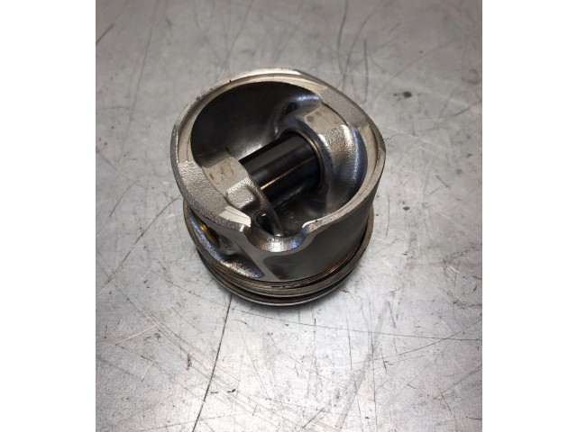 Поршень с шатуном 03L107065N, 7901G Volkswagen Transporter - Caravelle T5