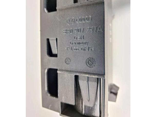 Блок предохранителей 8R0907297A Audi Q5 SQ5