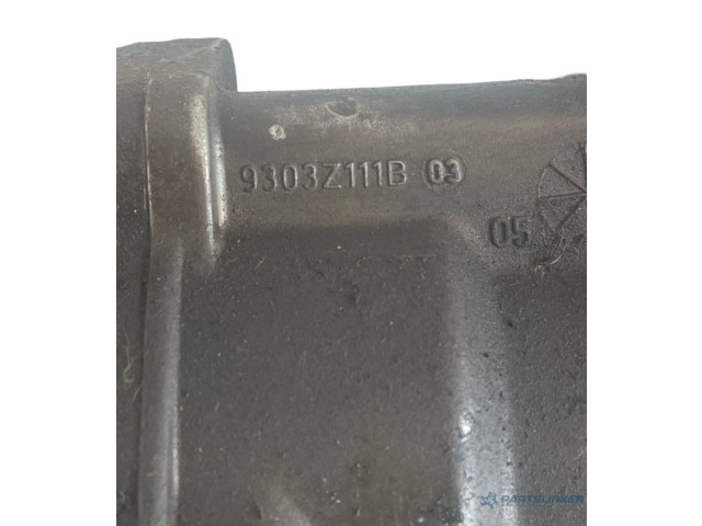 Топливная рампа 8200553570, 9303Z111B Renault Clio II