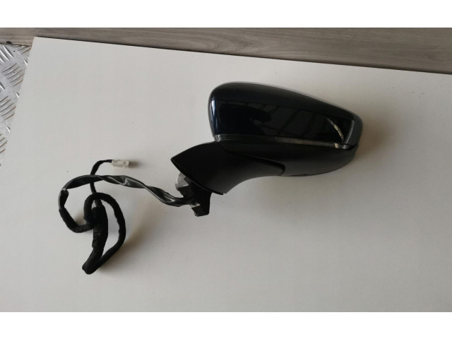 Зеркало электрическое Mazda 3 2019 - года
