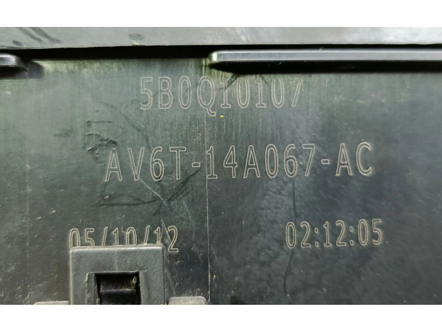 Pojistková skříňka AV6T14A067AC Ford C-MAX II 2014