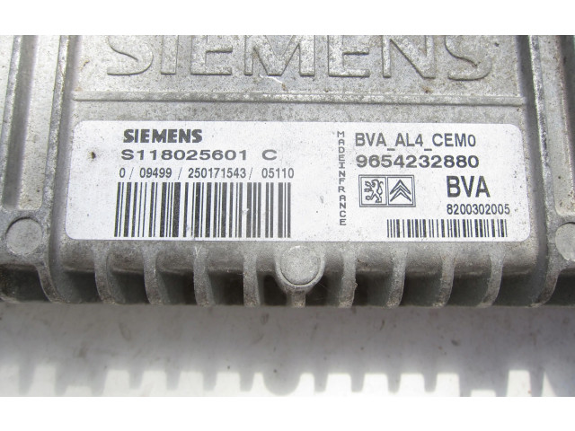 Блок управления коробкой передач 9654232880, S118025601C Citroen C4 I